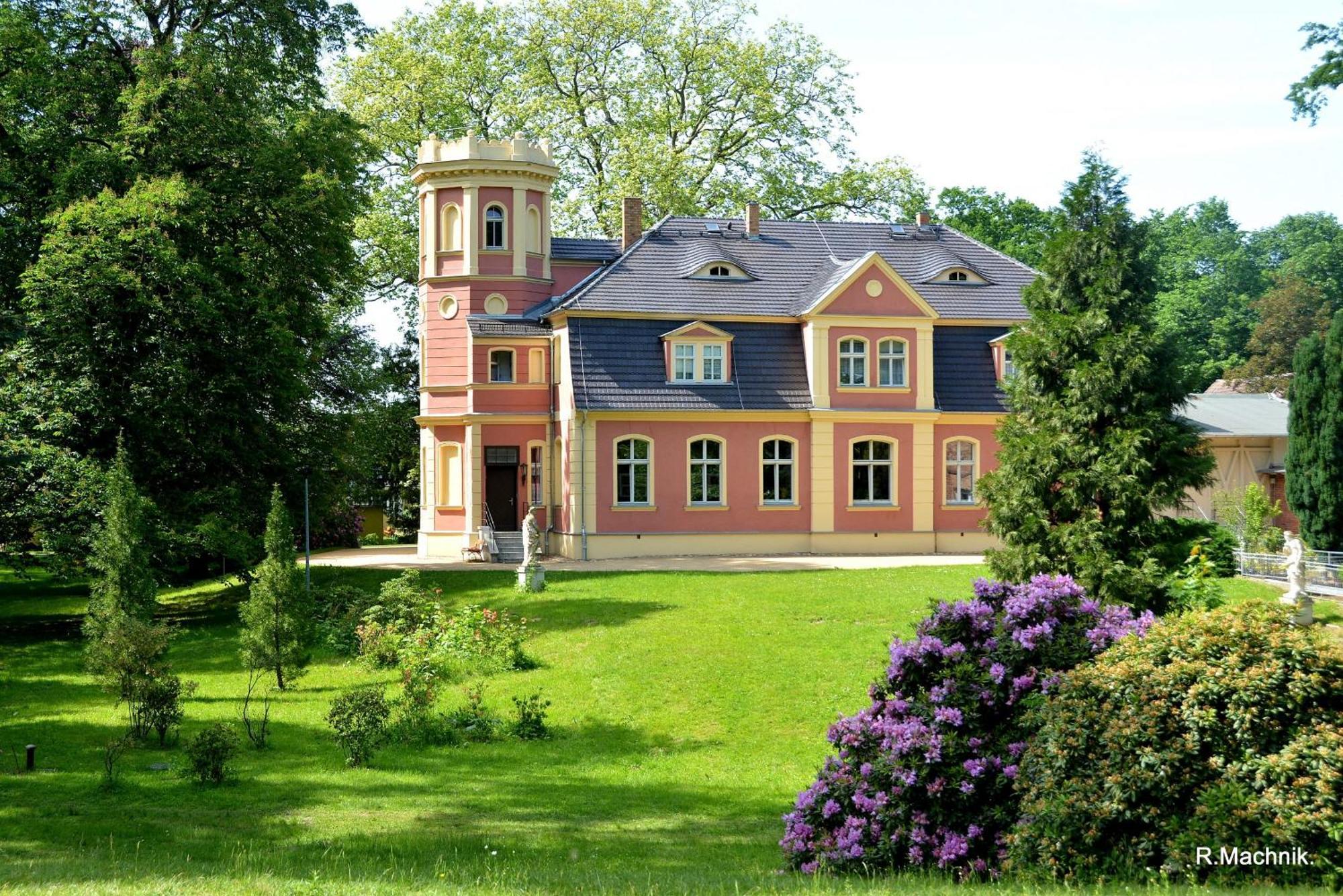 Ferienwohnung Im Gutshof Direkt Gegenueber Dem Schloss, Rhododendronpark Mit Terrasse Und Wlan Kromlau Ngoại thất bức ảnh